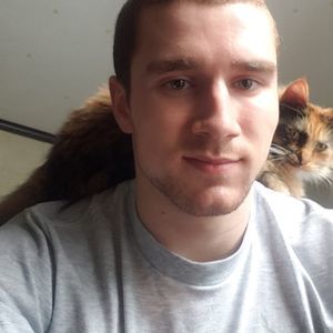 Meet your Posher, Avery